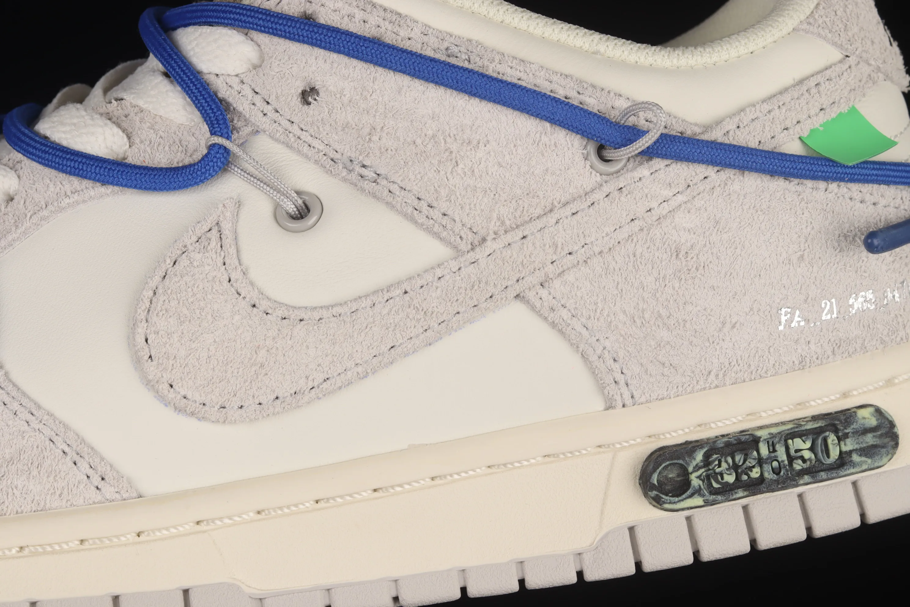 All Categories Nk SB Dunk Series Nk SB Dunk Low Low-top Sneakers Pure Original Version OF x Nk Dunk Low OW Suede SB Smash Backboard Fashion Casual Sneakers DJ0950-104